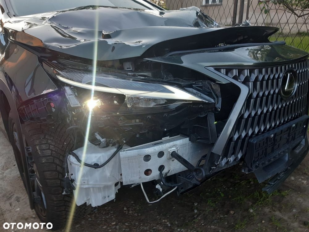 Lexus NX 350h - 25