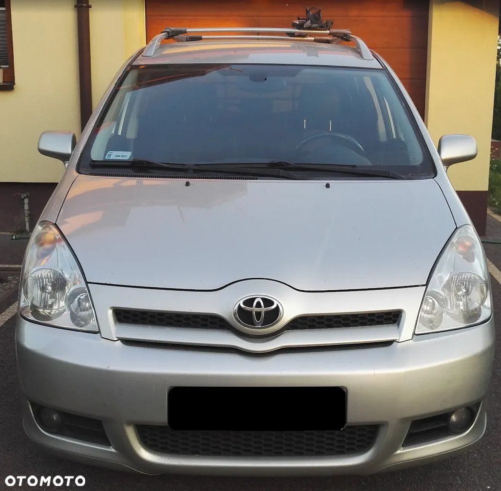 Toyota Corolla Verso 2.0 D-4D Terra 7os - 5