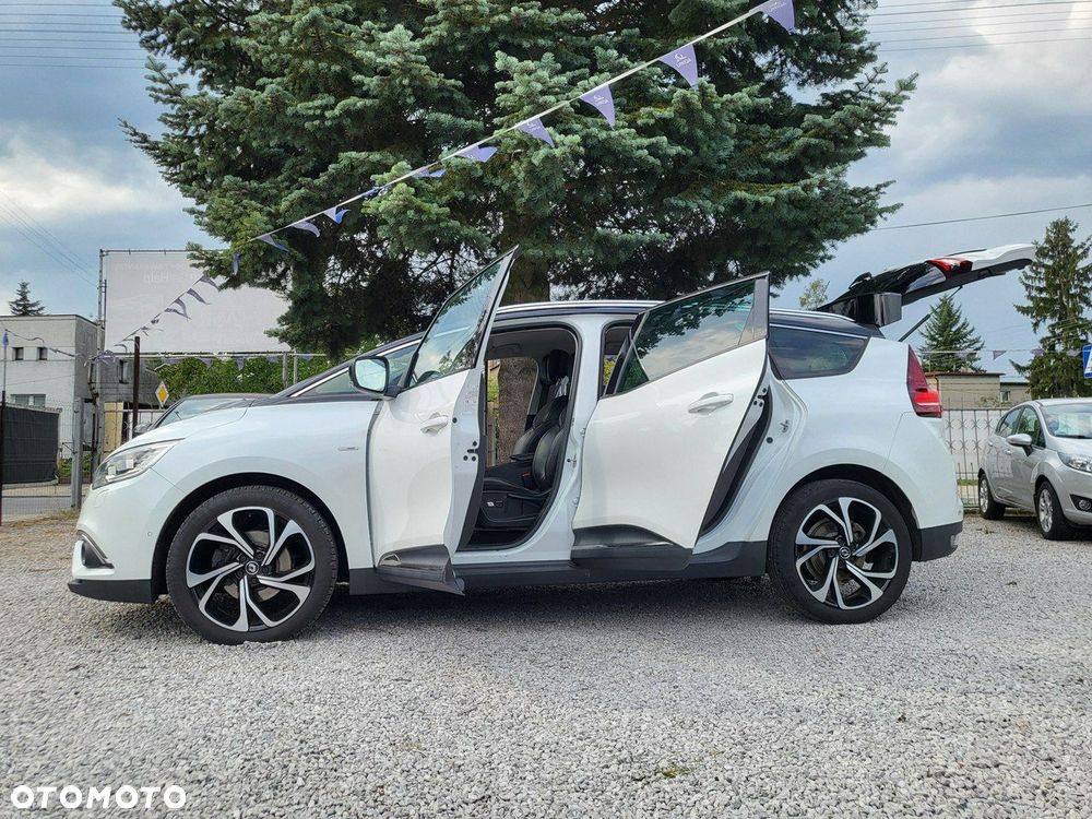 Renault Grand Scenic - 38