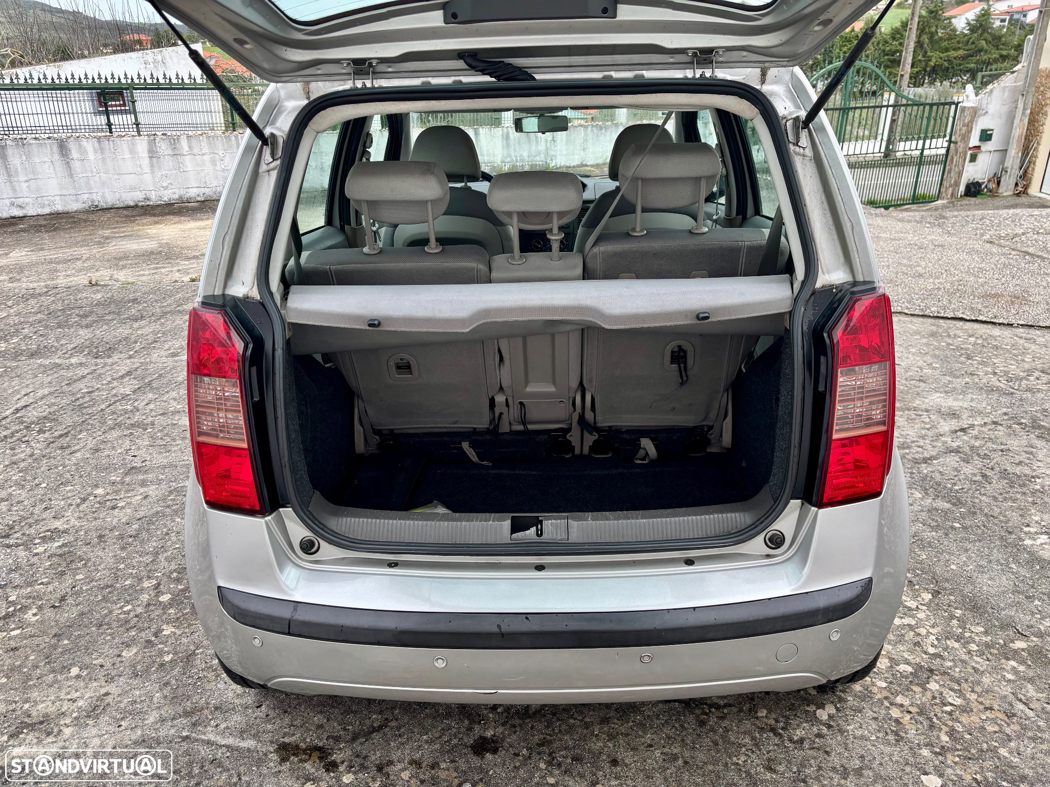 Fiat Idea 1.3 MJ Active - 19