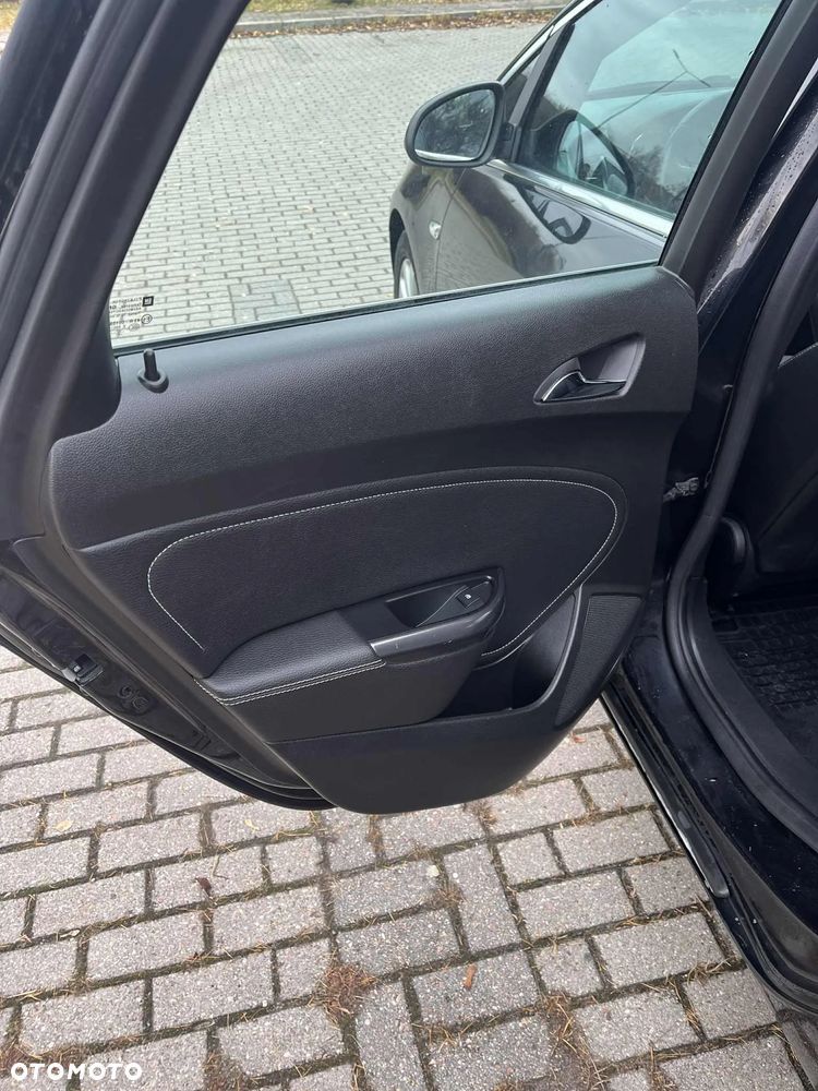Opel Astra 1.4 Turbo Cosmo - 15