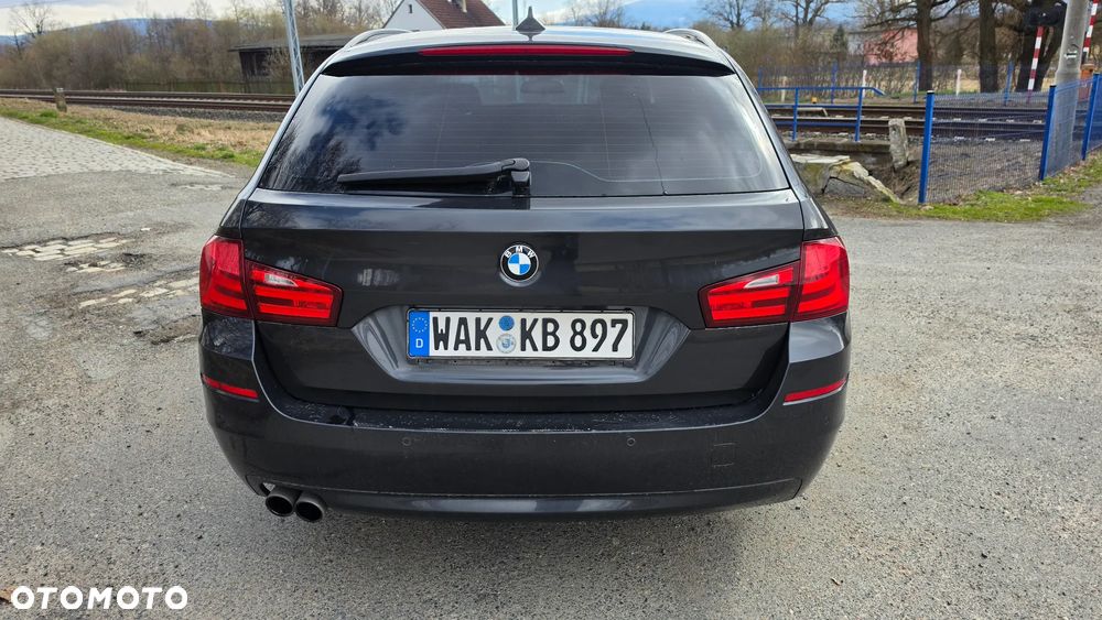 BMW Seria 5 520d Blue Performance - 24