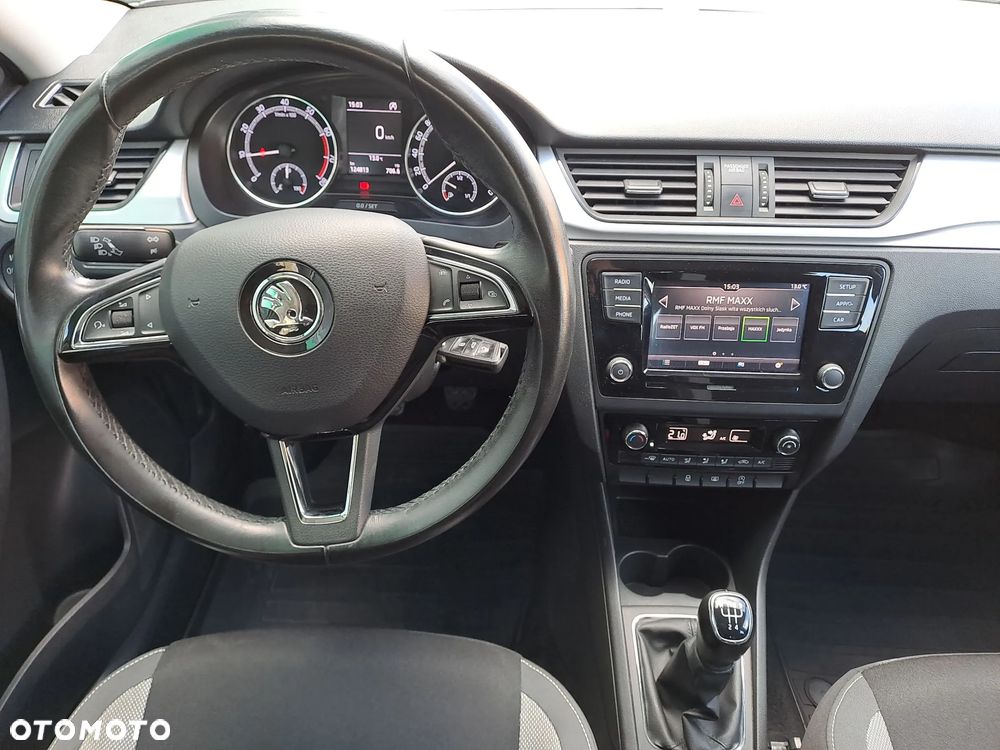 Skoda RAPID 1.0 TSI Ambition - 12