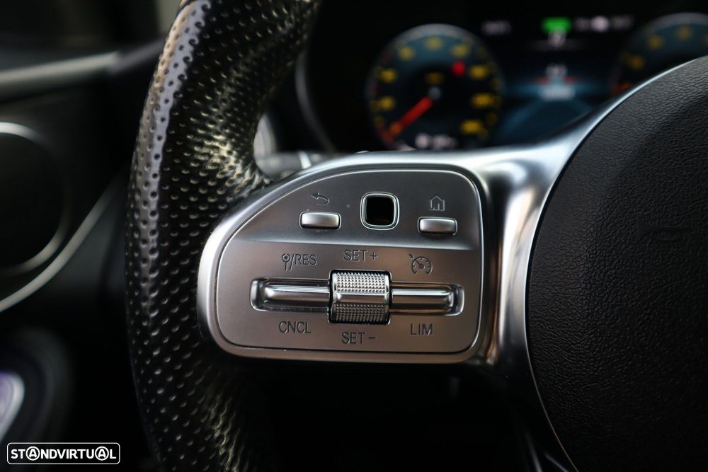 Mercedes-Benz GLC 300 de Coupe 4Matic 9G-TRONIC AMG Line - 36