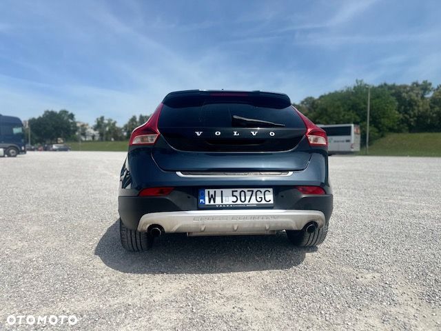 Volvo V40 Cross Country T3 Drive-E Summum - 3