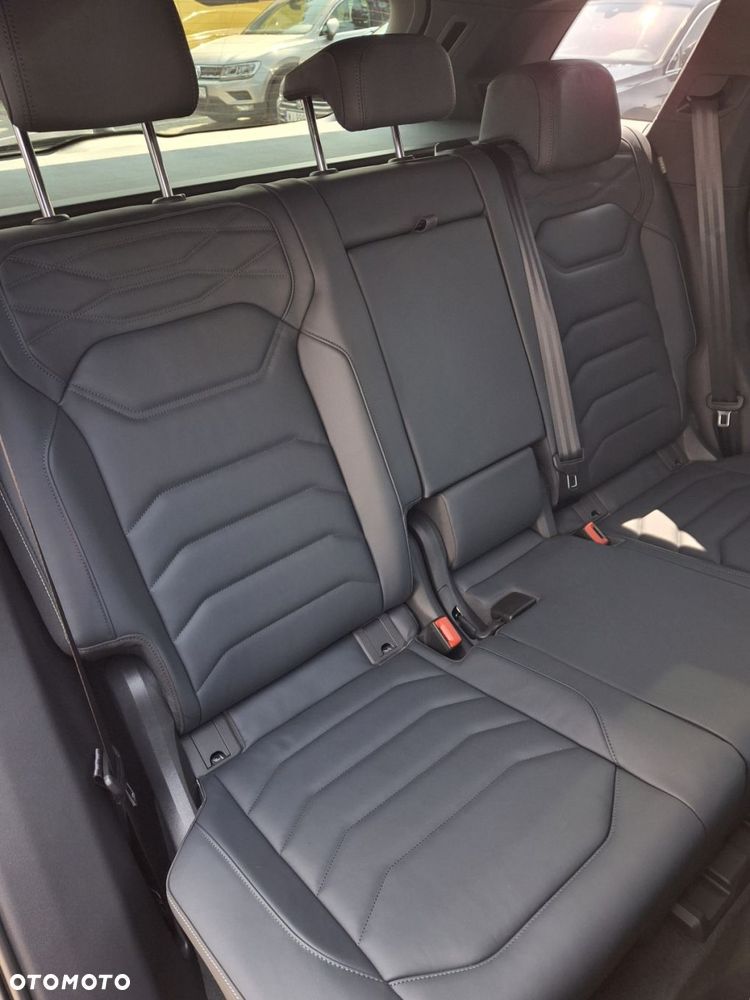 Volkswagen Touareg - 20