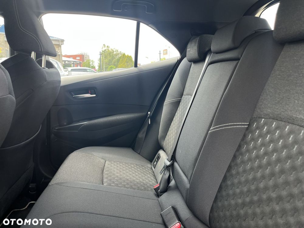 Toyota Corolla - 12