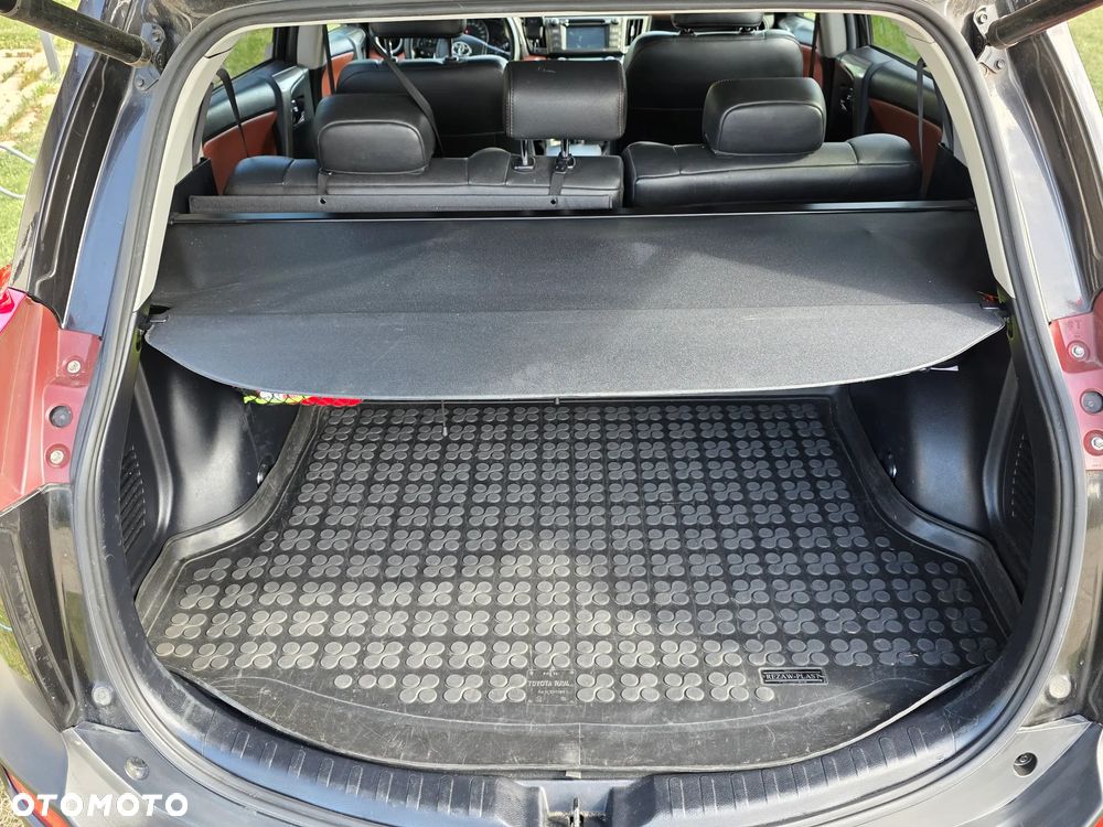 Toyota RAV4 2.0 D-4D Prestige - 12