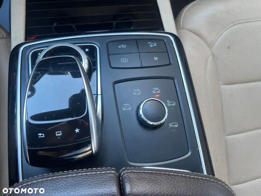 Mercedes-Benz GLE 350 d 4-Matic - 16