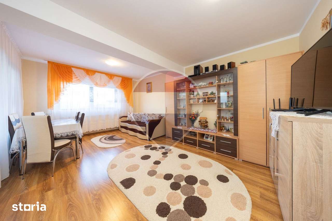 Apartament cu terasa generoasa si loc de parcare -Centru Ghimbav — fotografia 1