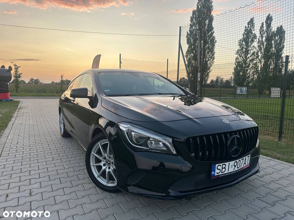 Mercedes-Benz CLA 180 7G-DCT Edition 1 - 1