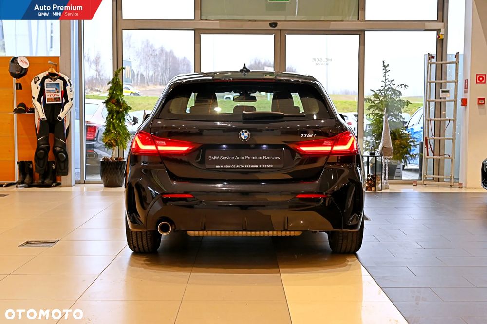 BMW Seria 1 118i - 17