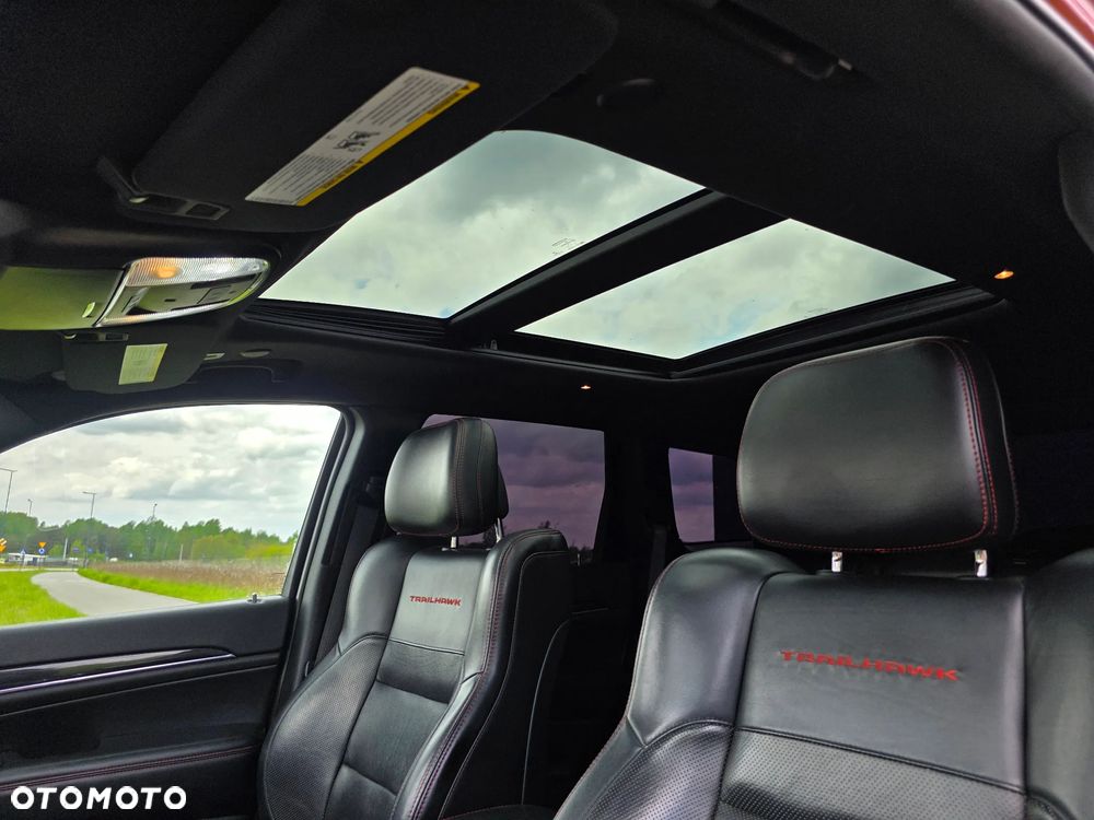 Jeep Grand Cherokee - 20