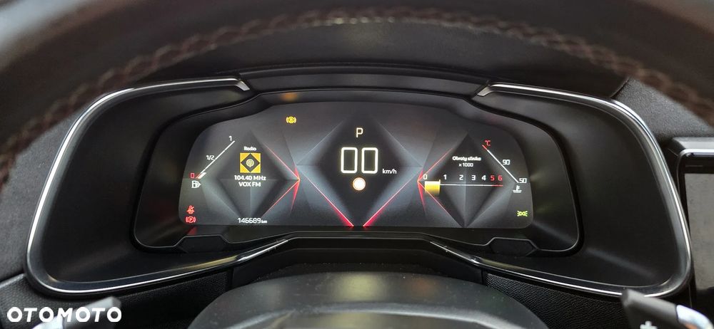 DS Automobiles DS 7 Crossback 2.0 BlueHDi Performance Line + - 12