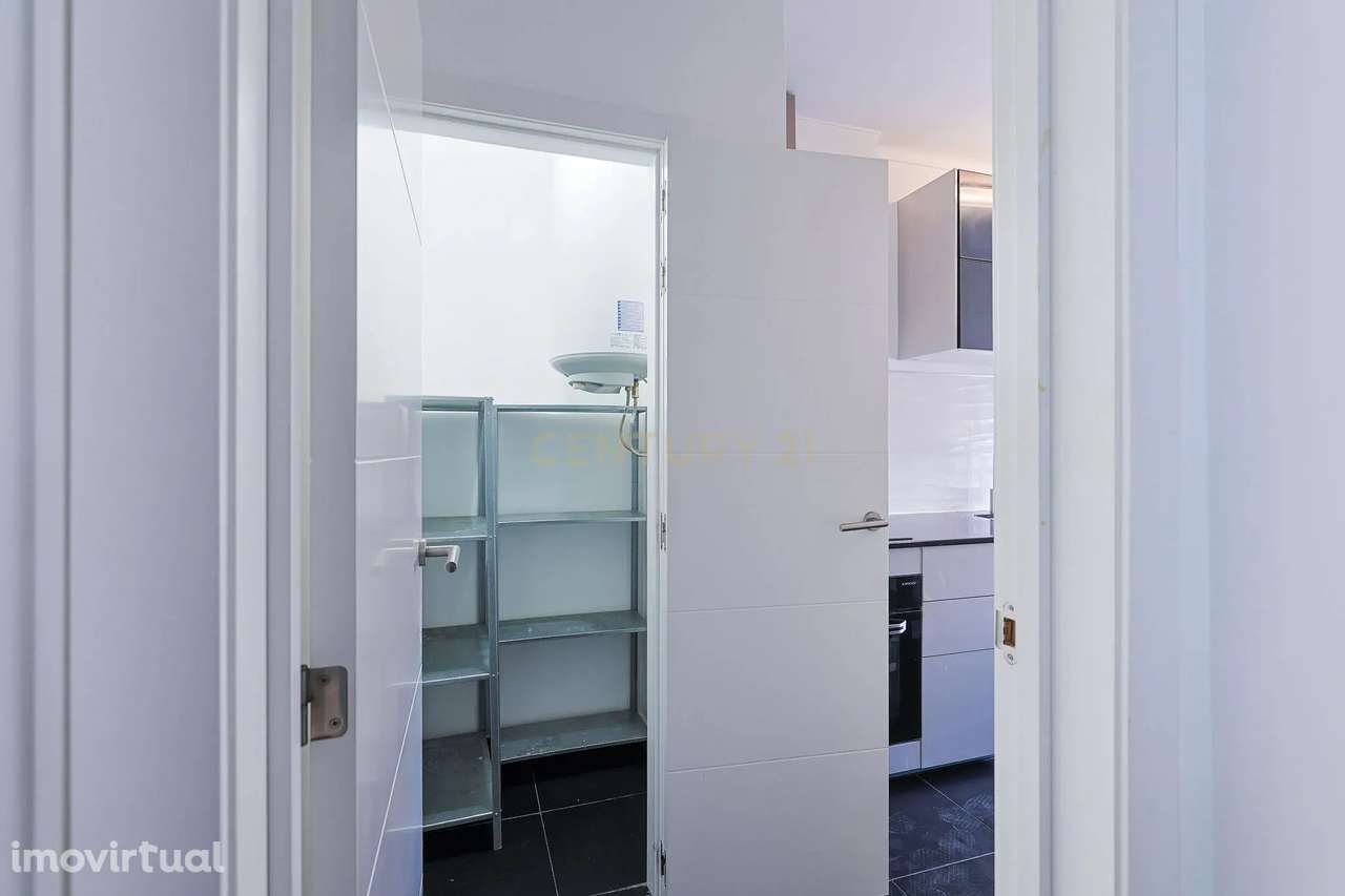 Apartamento T3 remodelado com lugar de parqueamento - Grande imagem: 4/30