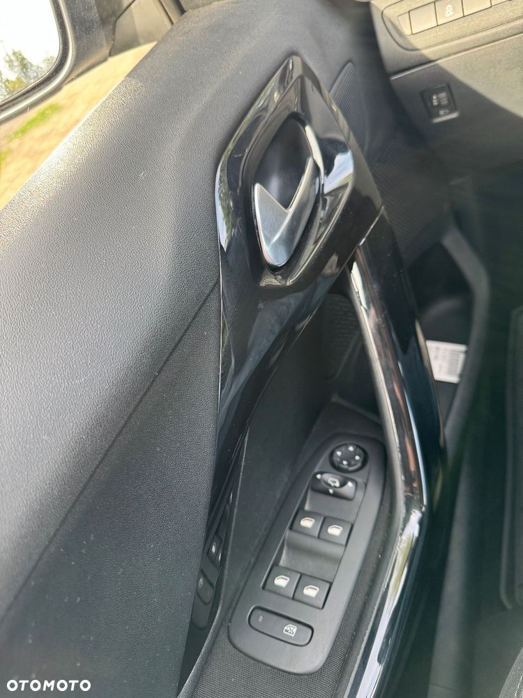 Peugeot 208 1.2 VTi Active - 14