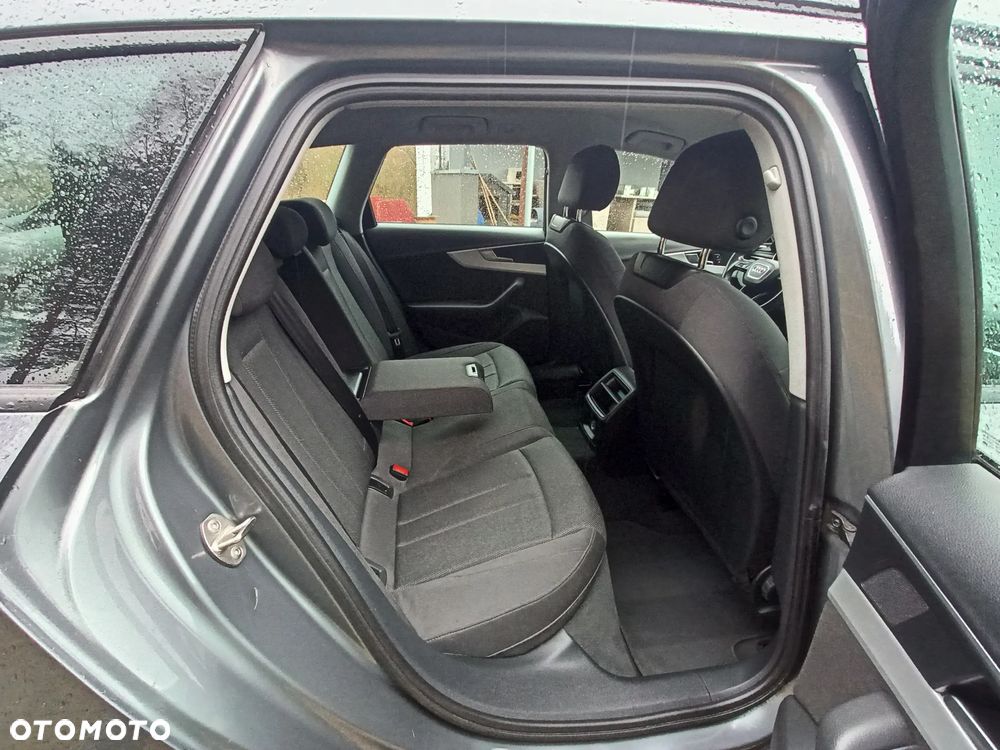 Audi A4 Avant 2.0 TDI - 11