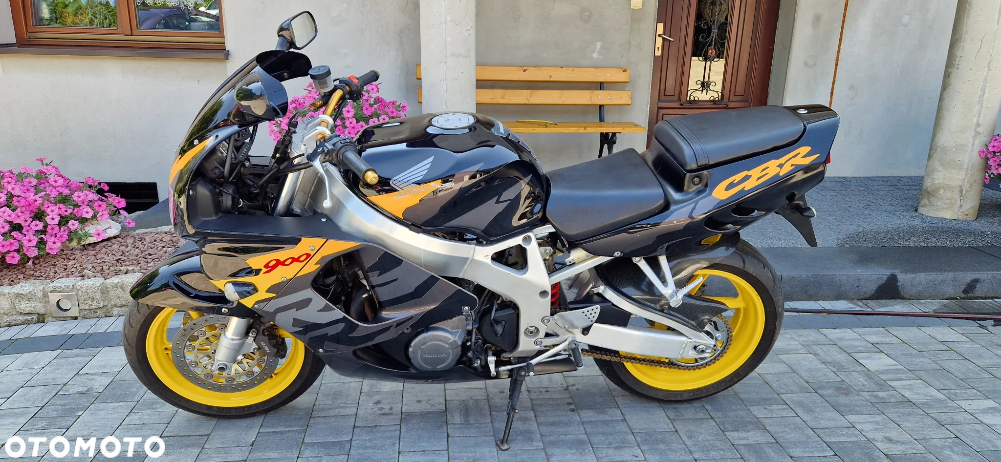 Honda CBR - 9