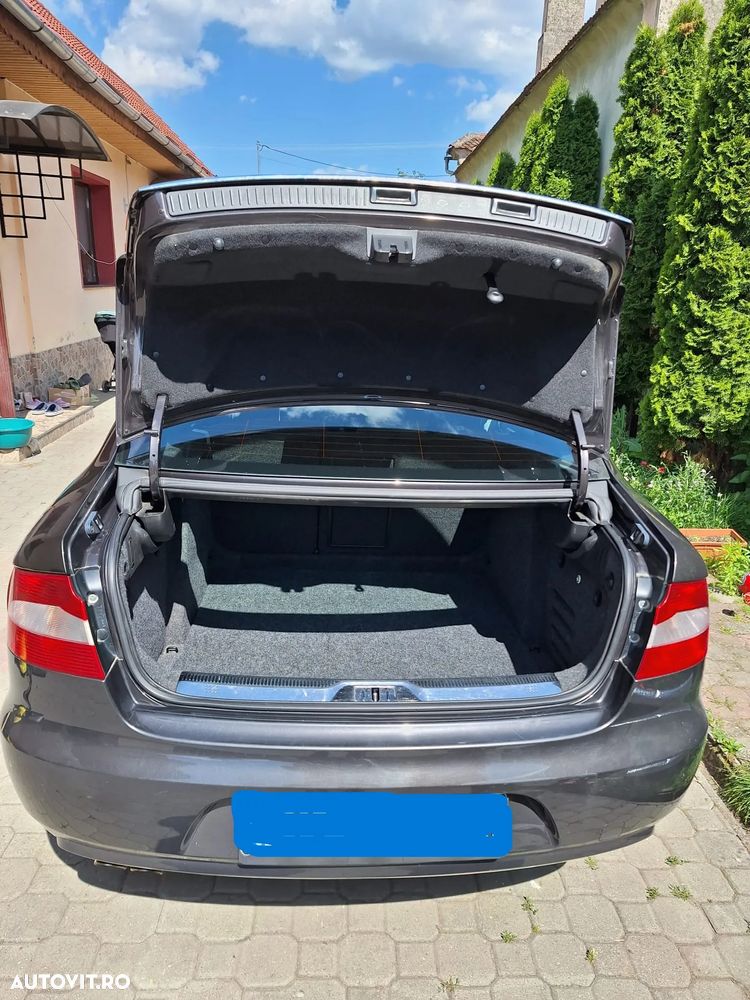 Skoda Superb 2.0 TDI Comfort - 2