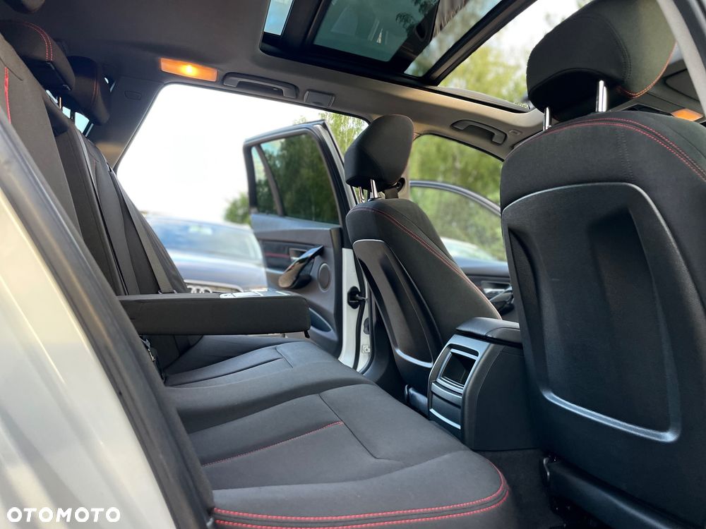 BMW Seria 3 318d DPF Edition Sport - 16