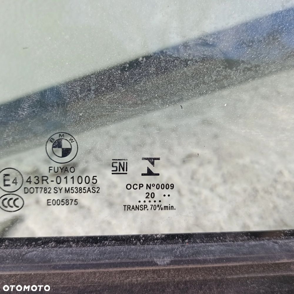 Szyba drzwi lewy LEWA PRZÓD TYŁ BMW 3 G20 G21 G28 G80 G81 na szybie 20r - 5
