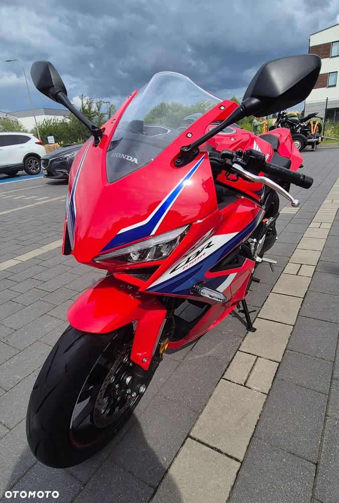 Honda CBR - 6