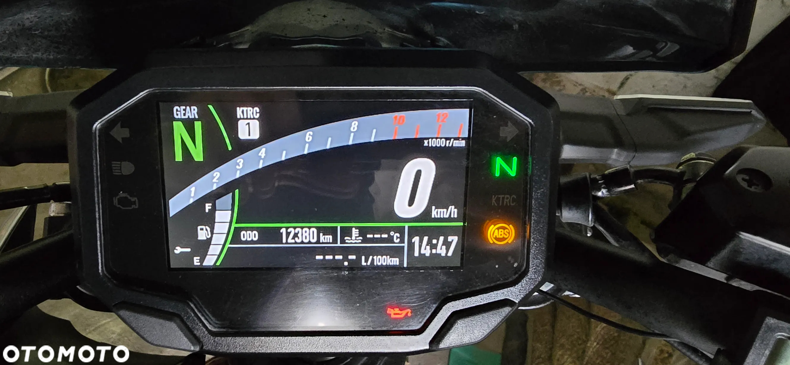 Kawasaki Z 650 - 19
