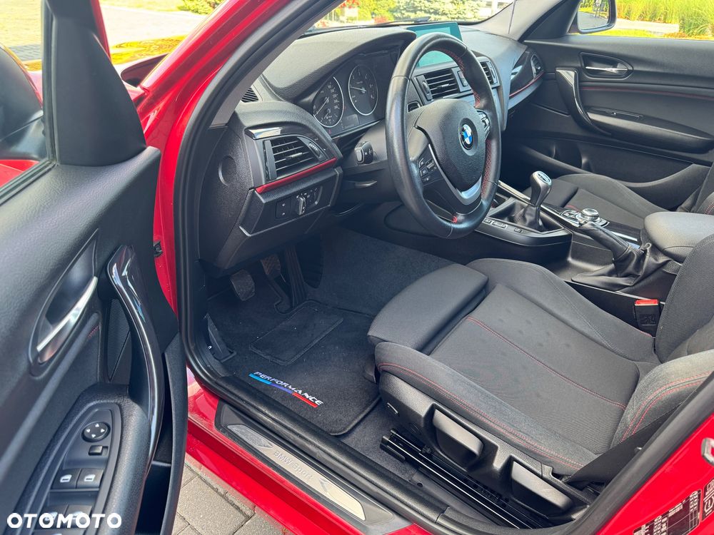 BMW Seria 1 116d Sport Line - 10