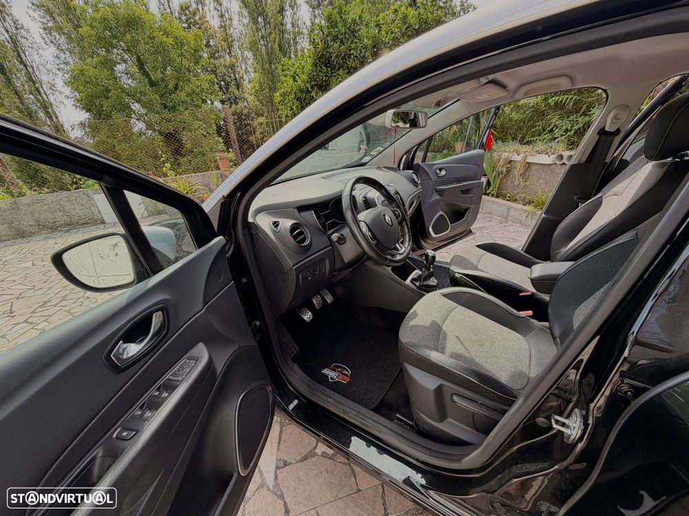 Renault Captur 1.2 TCe Exclusive - 22