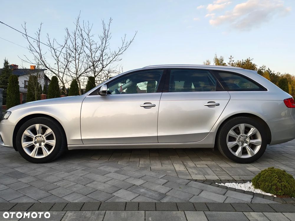 Audi A4 Avant - 1