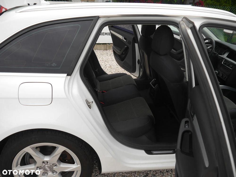 Audi A4 Avant 2.0 TDI DPF multitronic S line Sportpaket - 21