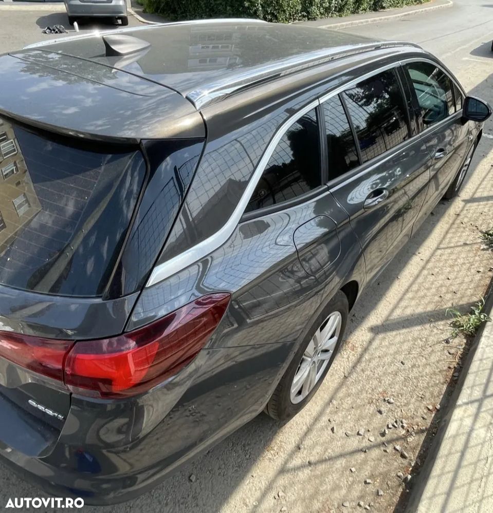 Opel Astra 1.6 CDTI ECOTEC Start/Stop Cosmo - 3