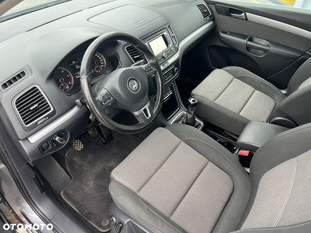 Volkswagen Sharan 2.0 TDI Comfortline - 13
