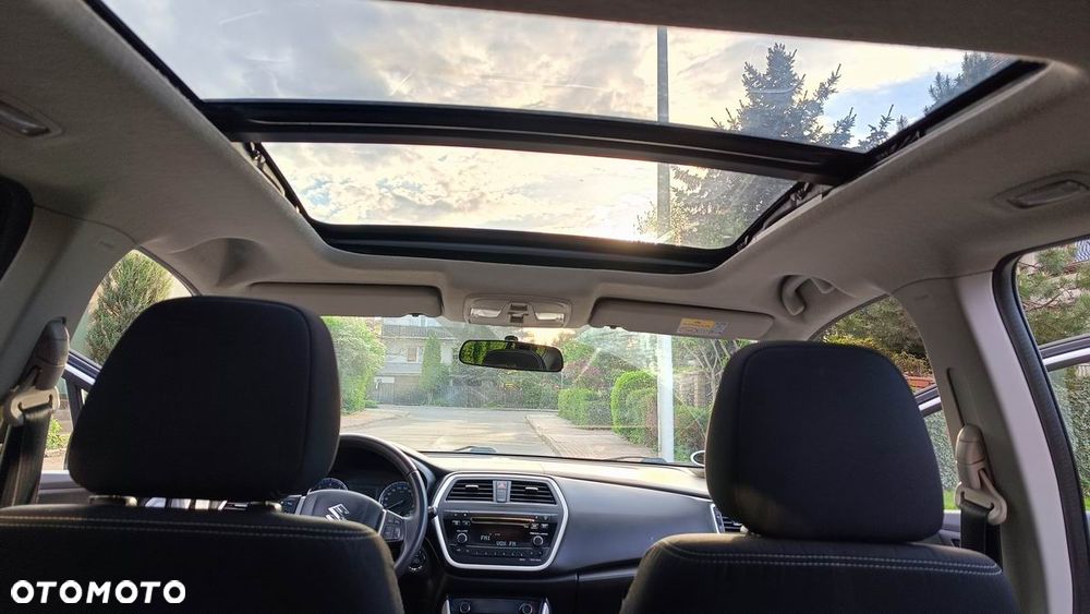 Suzuki SX4 S-Cross - 32