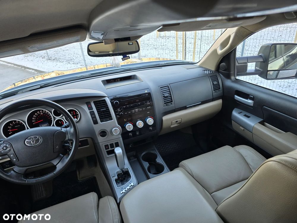 Toyota Tundra 5.7 4x4 Double Cab Limited - 16