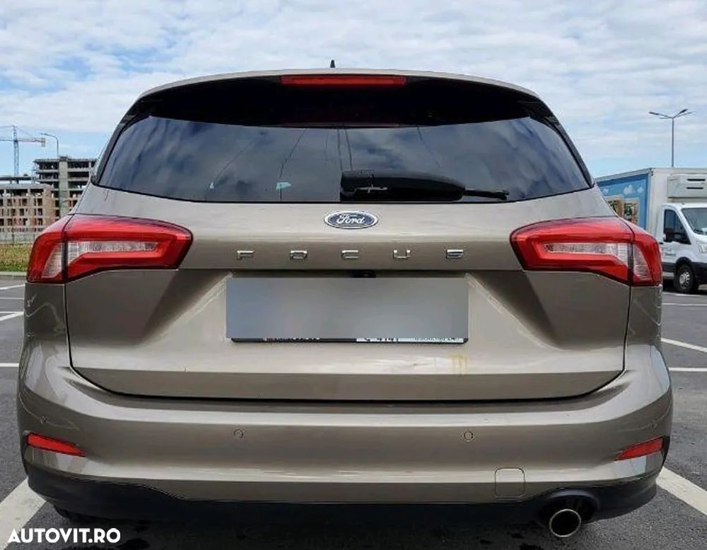 Ford Focus - 4