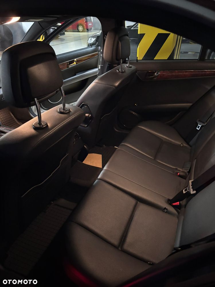 Mercedes-Benz Klasa C 300 7G-TRONIC SPORT EDITION - 11