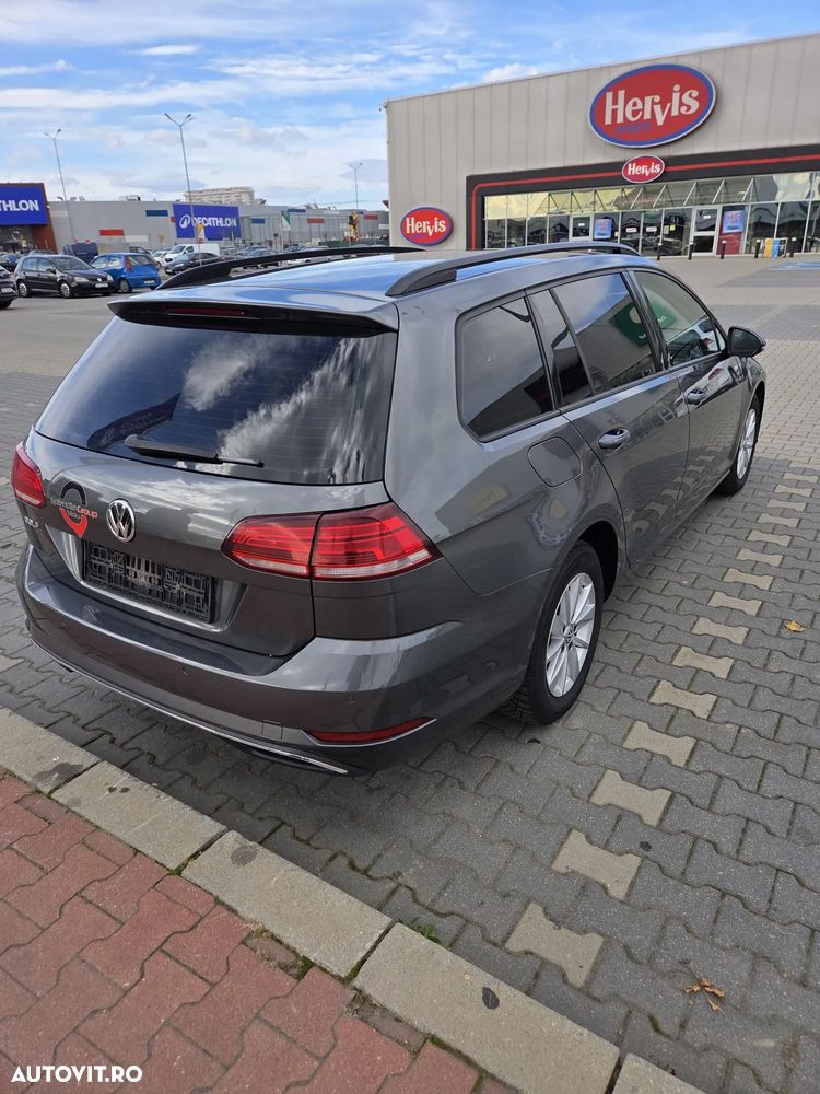 Volkswagen Golf 1.6 TDI Comfortline - 3