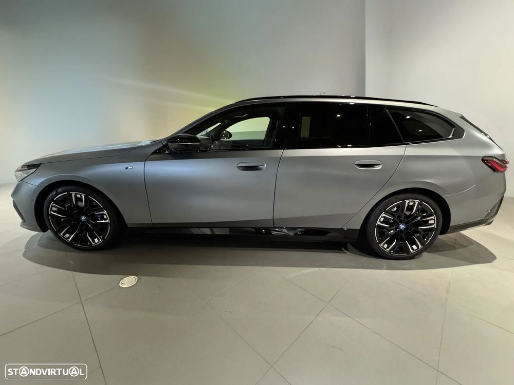 BMW i5 M60 xDrive Pack Desportivo M Pro - 3