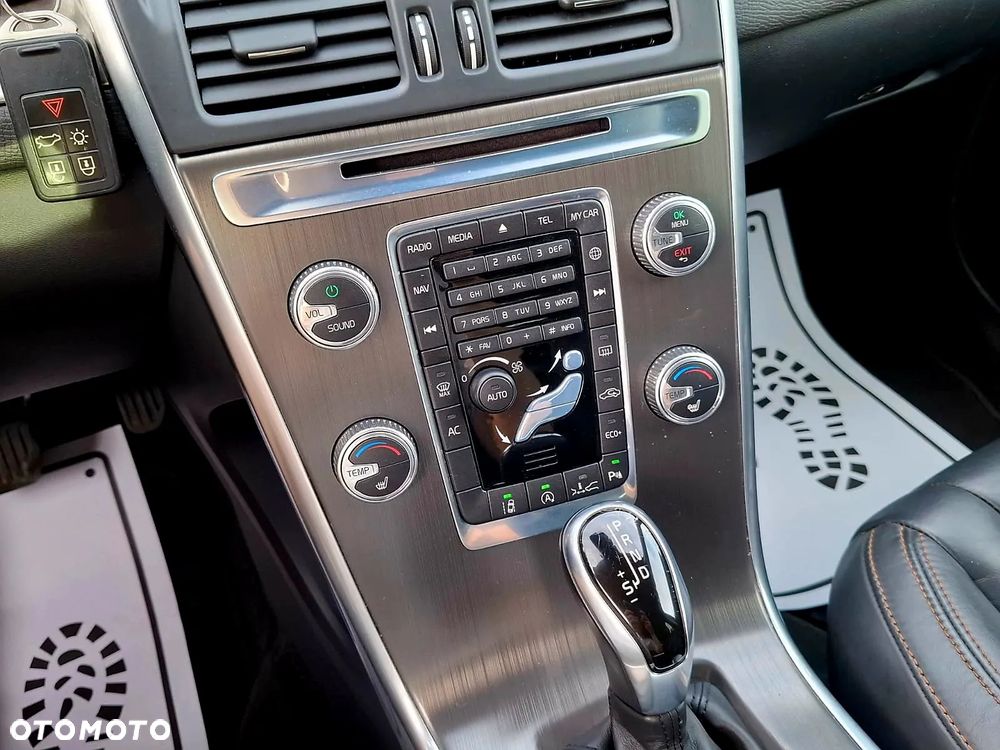 Volvo XC 60 - 21