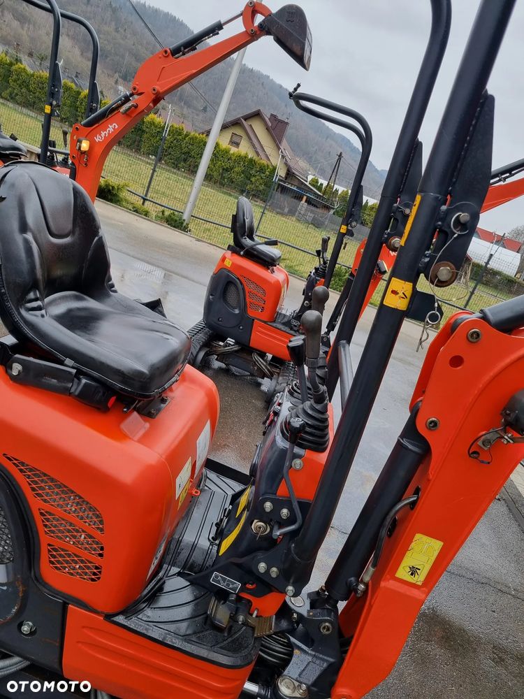 Kubota U10 Minikoparka Japońska 1.1tony. HURT! z Norwegii każda sztuka IGŁA! Zero śladów zużycia ładny stan gąsienic. Rok od 2015 do 2019. Jedna cena! Silnik 3 cylindry. Minikoparki sprowadzone z Norwegii. Rozsuwane Podwozia. Szybka Wolna jazda. Wyjscia dodatkowe na młot lub wiertnice. Serwisowane w DEKRA. Okazja do wyczerpania zapasów!  Zero luzów czy wycieków. Maszyny Pochodzą z dużej szkółki roślinnej. Potężna moc. Wersja Norweska - 15
