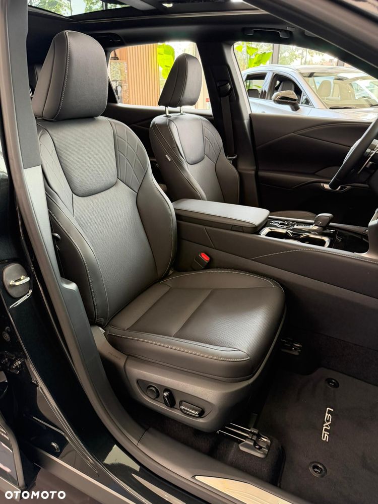 Lexus RX 350h Prestige - 14