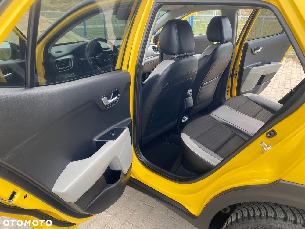 Kia Stonic 1.6 CRDi Platinum Edition - 24