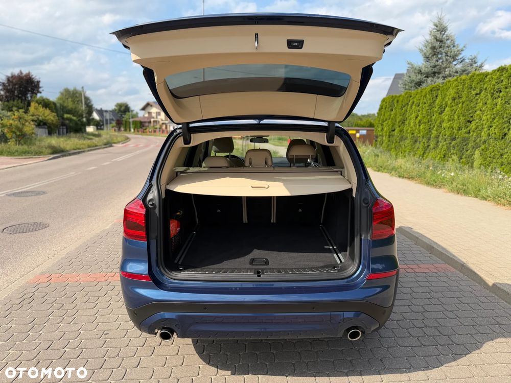 BMW X3 sDrive18d Advantage - 9