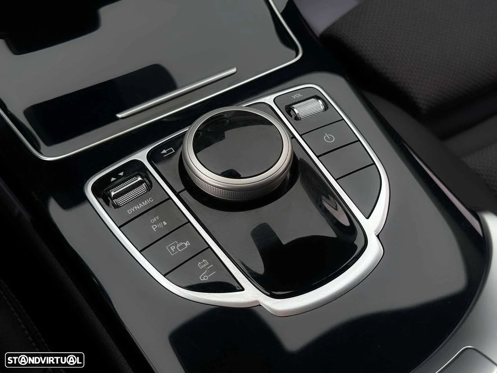 Mercedes-Benz C 300 de Avantgarde - 16