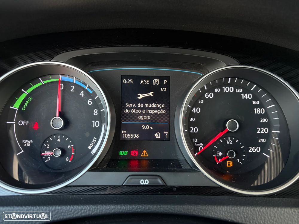 VW Golf 1.4 GTE Plug-in-Hybrid DSG - 11