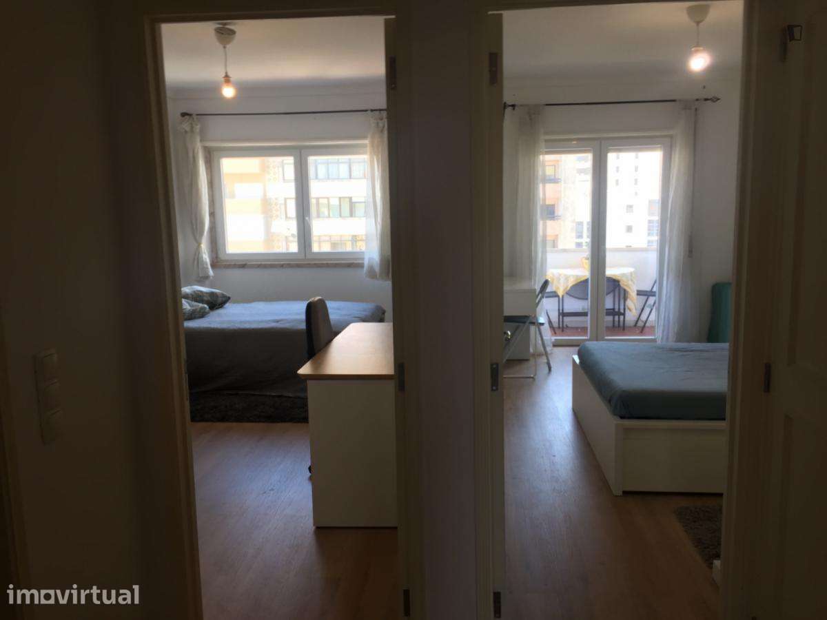 Quarto - localizado em Alvalade Lisbon - Grande imagem: 4/18