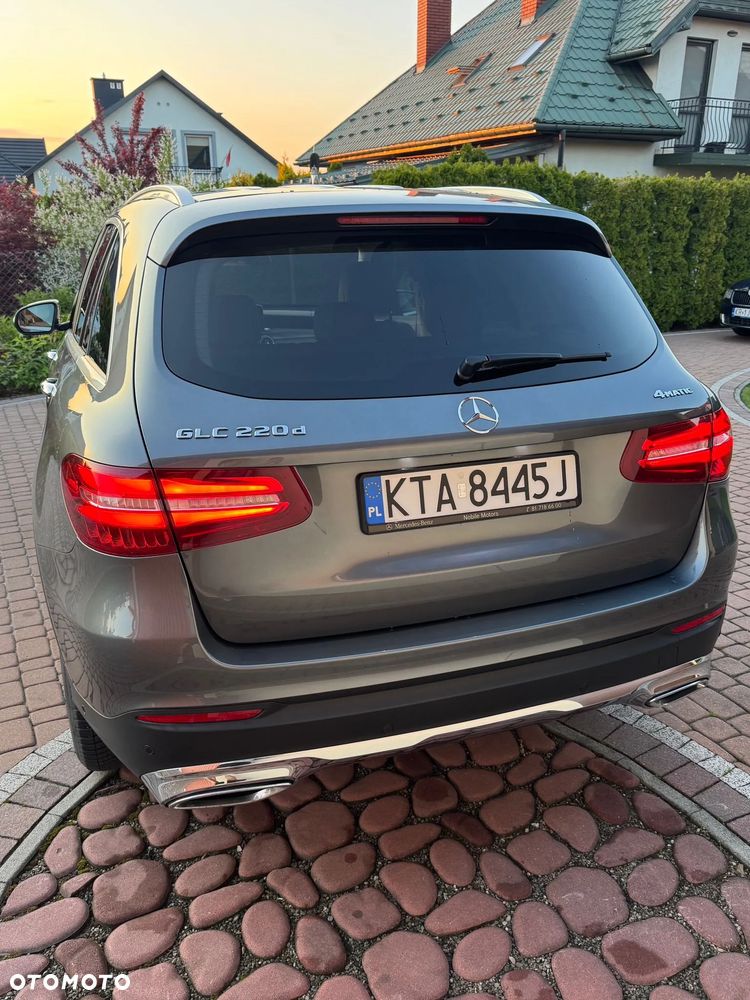 Mercedes-Benz GLC 220 d 4-Matic - 2