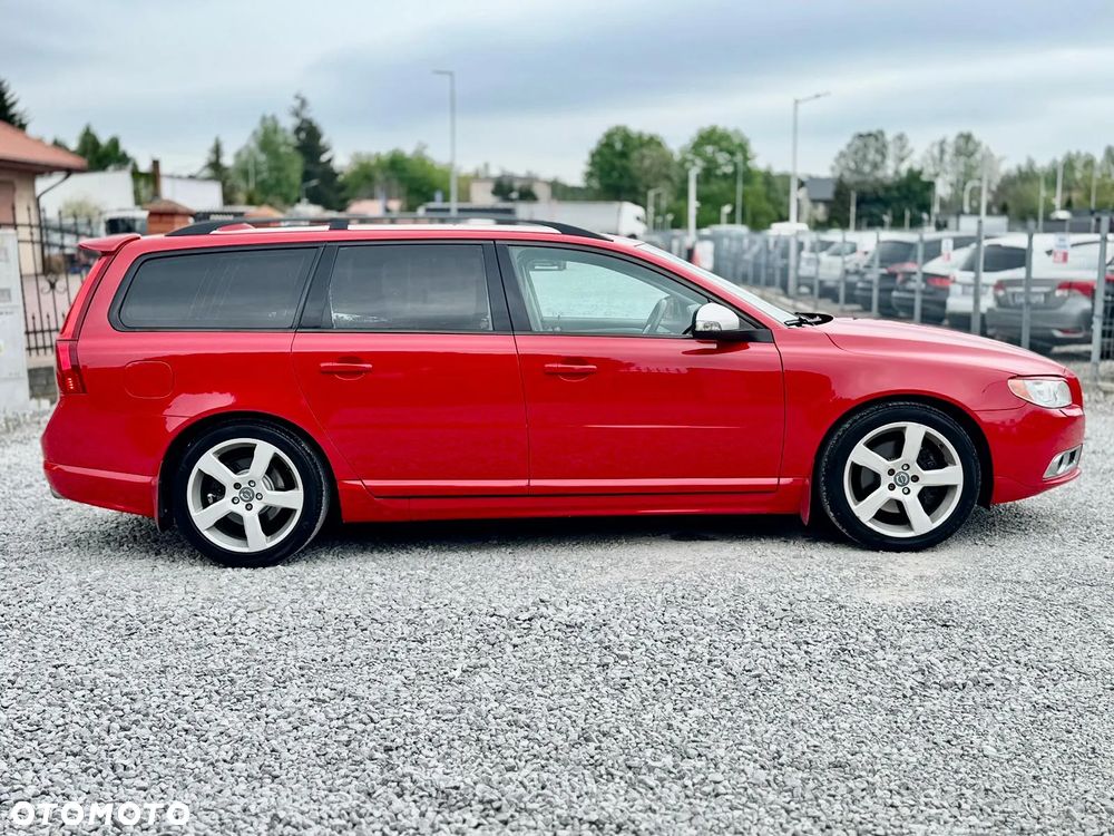 Volvo V70 2.5T R-Design Summum - 6