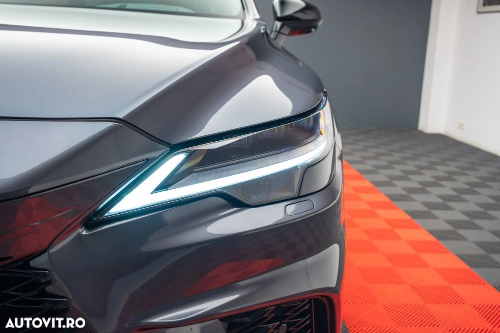 Lexus Seria RX - 20
